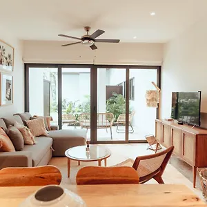 Stylish Luxury In The Heart Of Playa Apartment